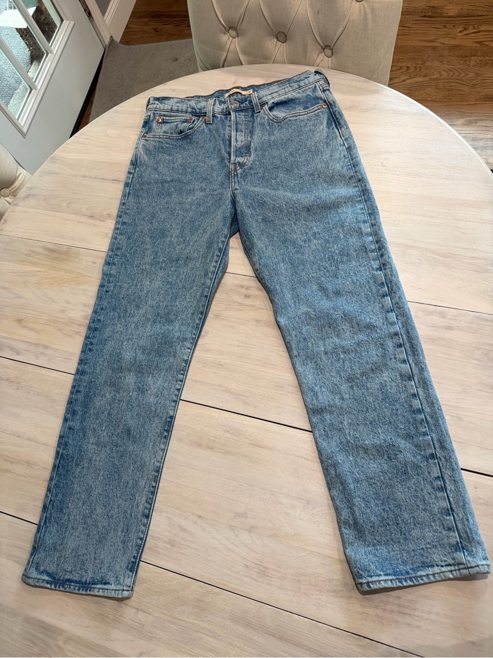 Levi's Women's Straight Leg Jeans in Washed Blue